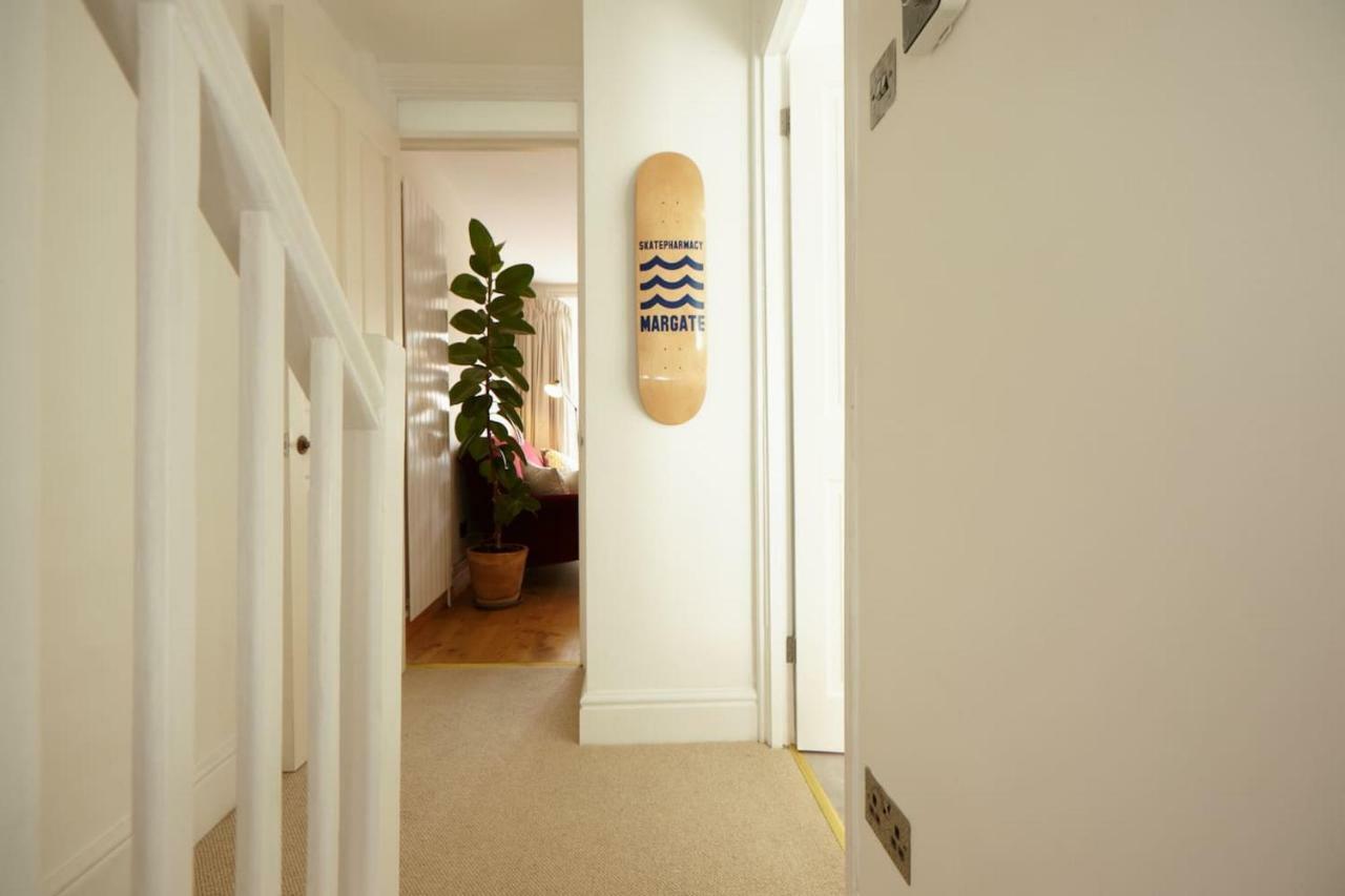 Host & - Dane Hill * Margate